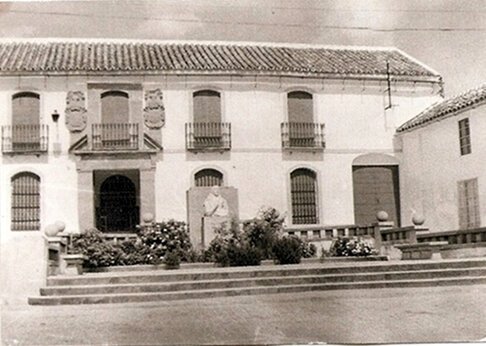 Plaza Palomino (2)